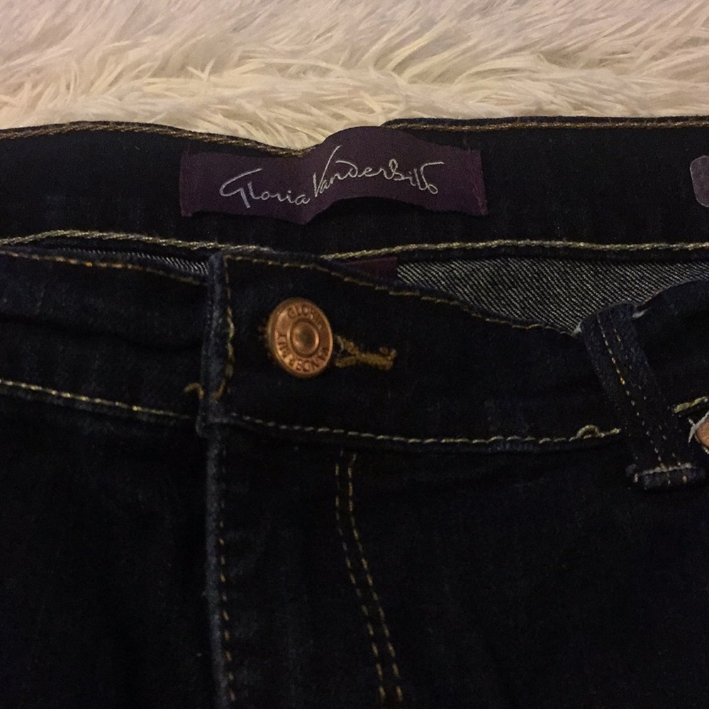 Gloria Vanderbilt Dark. Blue Jeans 👖